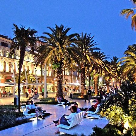 Luxury Apartment Riva With A Magnificient View Spalato Esterno foto