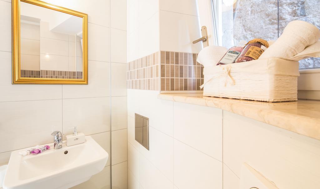 Luxury Apartment Riva With A Magnificient View Spalato Esterno foto